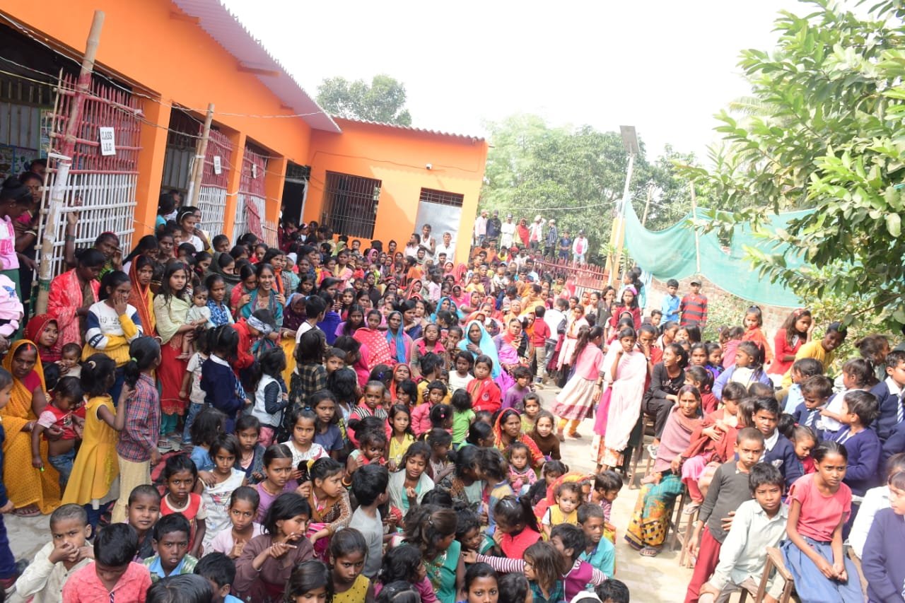 School Stage Event & Dignitaries